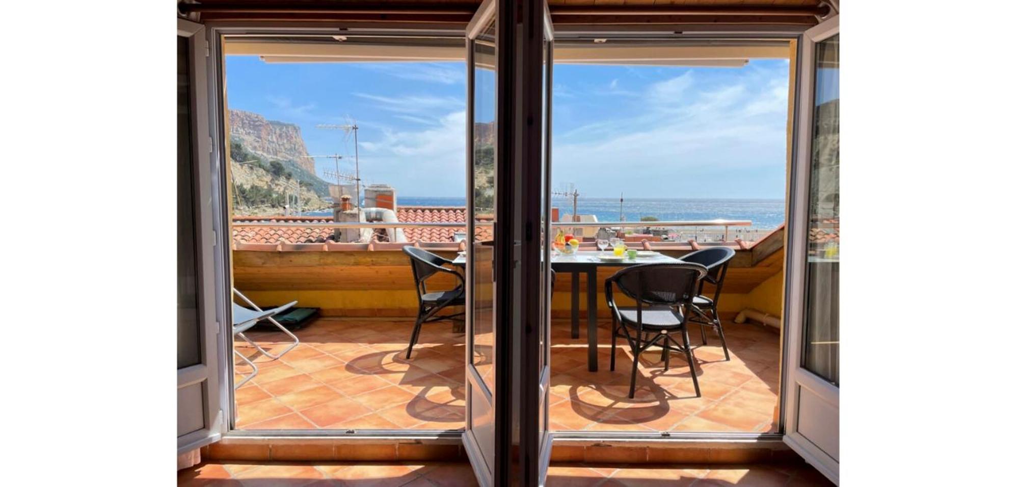 La Perle De Cassis - Terrace With Sea View Apartment Exterior photo